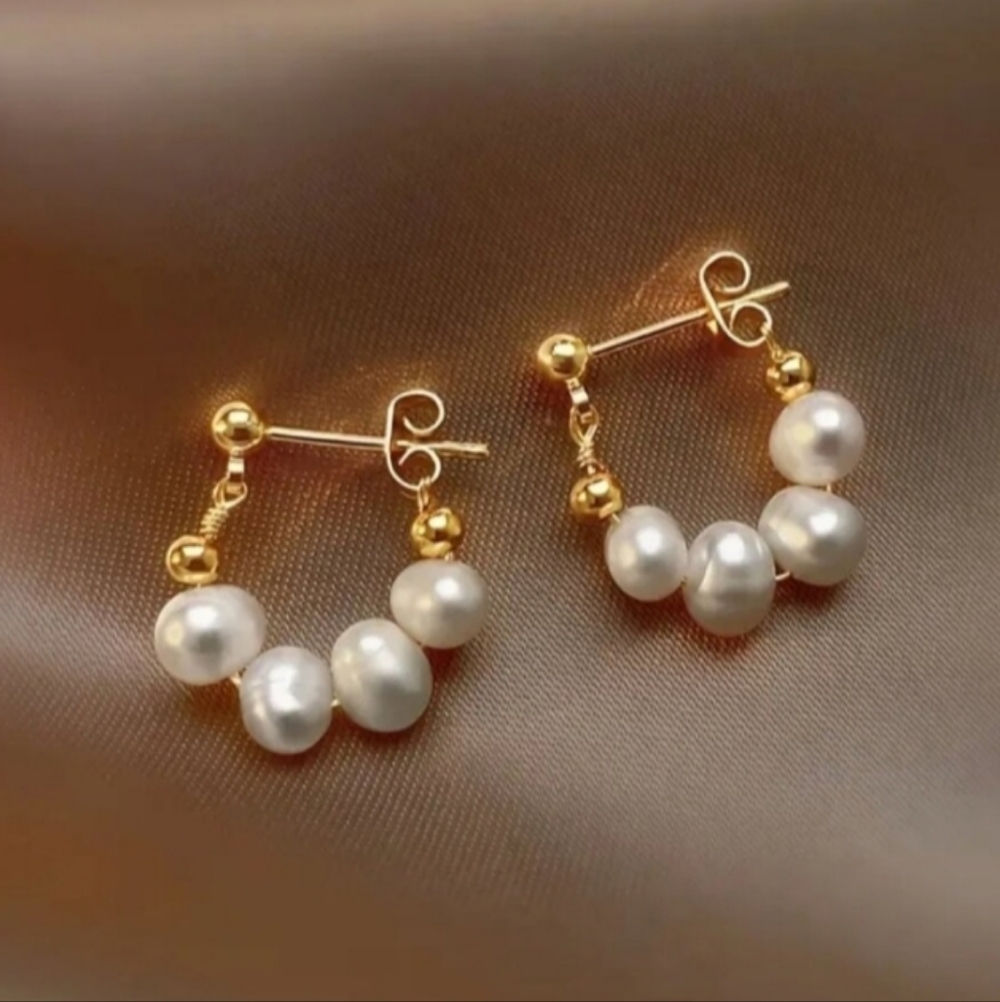 NEW! 14K Gold Plated Elegant Freshwater Pearl Hoop Post Earrings